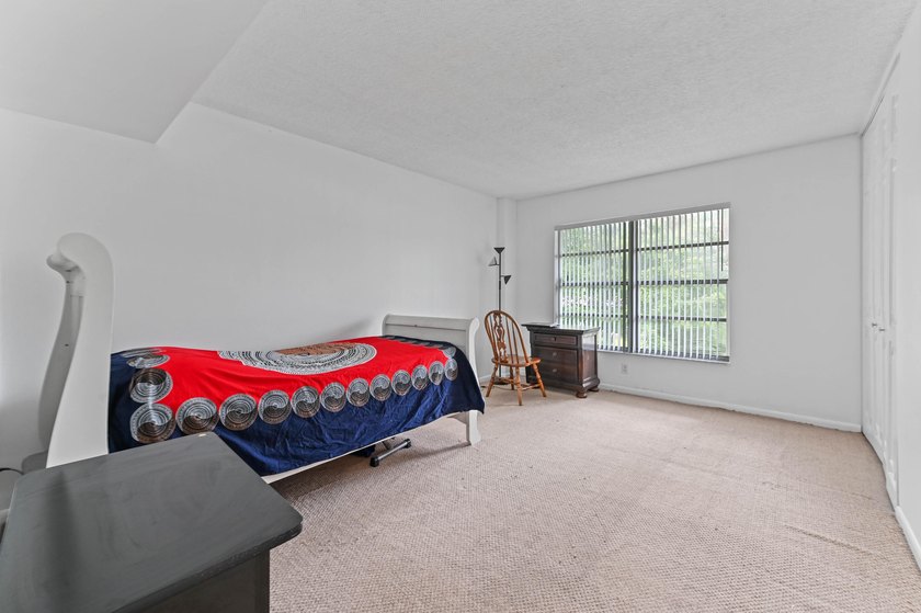 Discover your ideal lifestyle in this charming 2-bedroom - photo 17