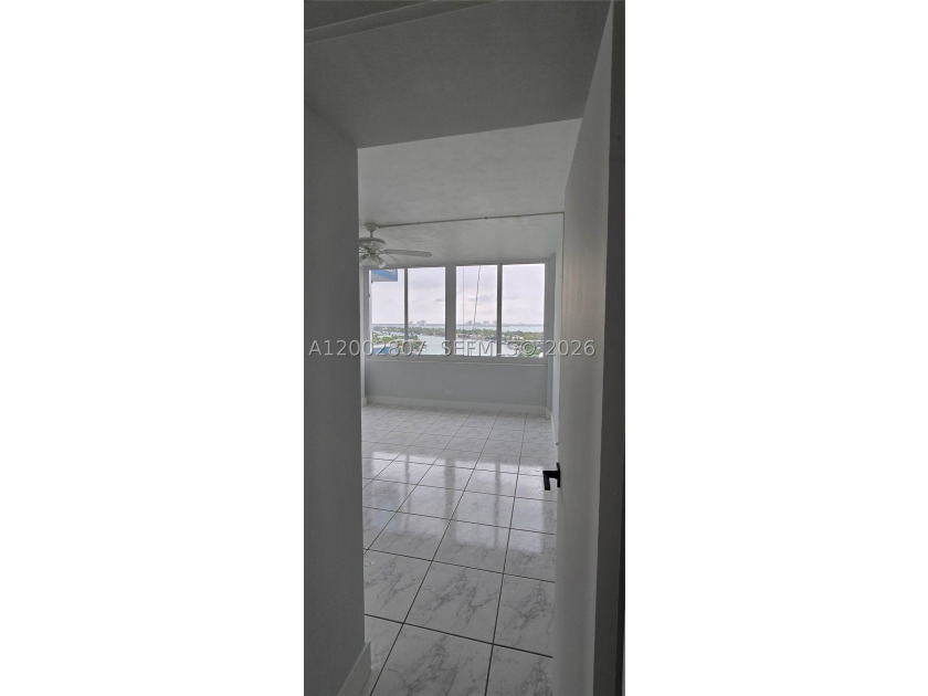 Beautiful corner unit located on a private island in one of - photo 22