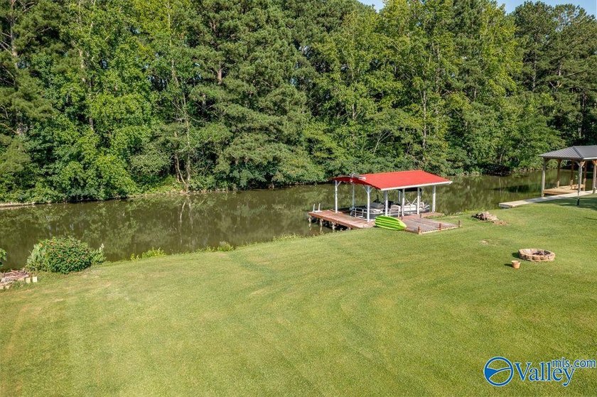 WHORTON BEND | WATERFRONT | HOME OFFICE| 4BDRM/2.5BTH family - photo 25