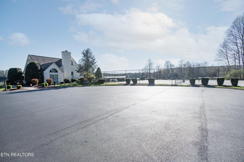 Enjoy stunning panoramic lake and mountain views from your own - photo 42