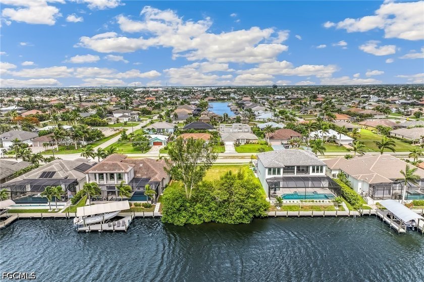 ASSESSMENTS PAID! DIRECT ACCESS! Prime vacant homesite located - photo 5