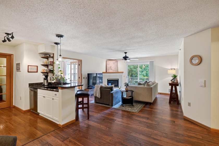 Enjoy carefree condo living in highly desirable Bella Casa - photo 4