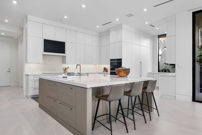 A masterpiece of modern waterfront living, this nearly new 2024 - photo 21