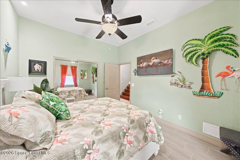 There are homes you tour... And there are homes you discover - photo 38