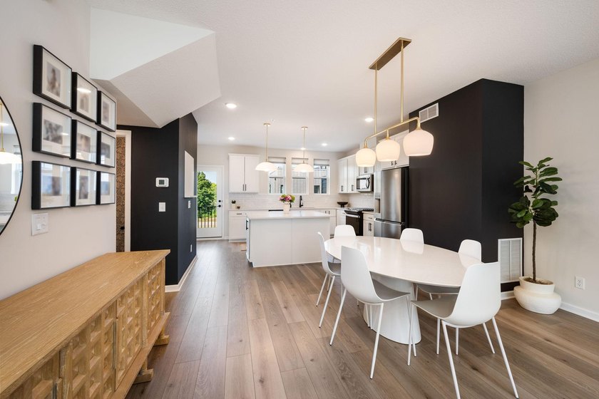 This stunning Highland Bridge Rowhome offers an exceptional - photo 11