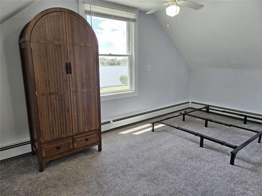 A rear opportunity to own a 1-2 bedroom, 1 bath home on a 10,400 - photo 15