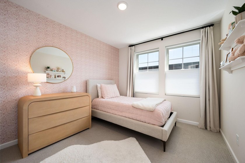 This stunning Highland Bridge Rowhome offers an exceptional - photo 23