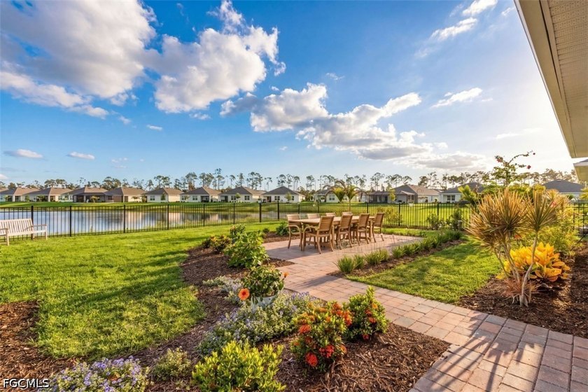 Built in 2025, this upgraded lakefront Cali floor plan offers 4 - photo 3