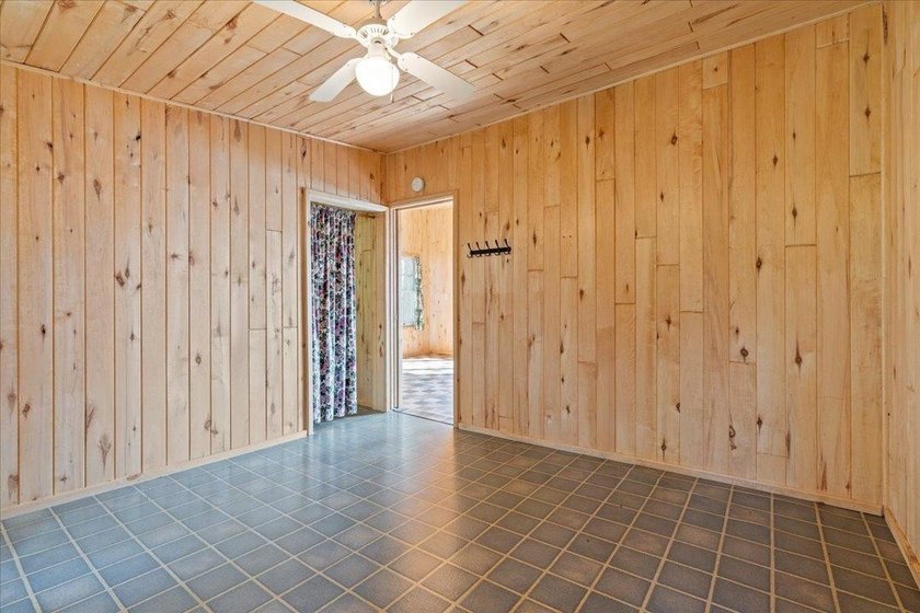 Some listing photos have been Virtually Staged to illustrate - photo 16