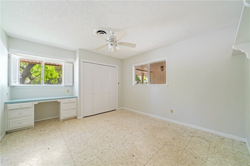 Don't miss this! Charming 3/2 home on a large corner lot, 2 - photo 20