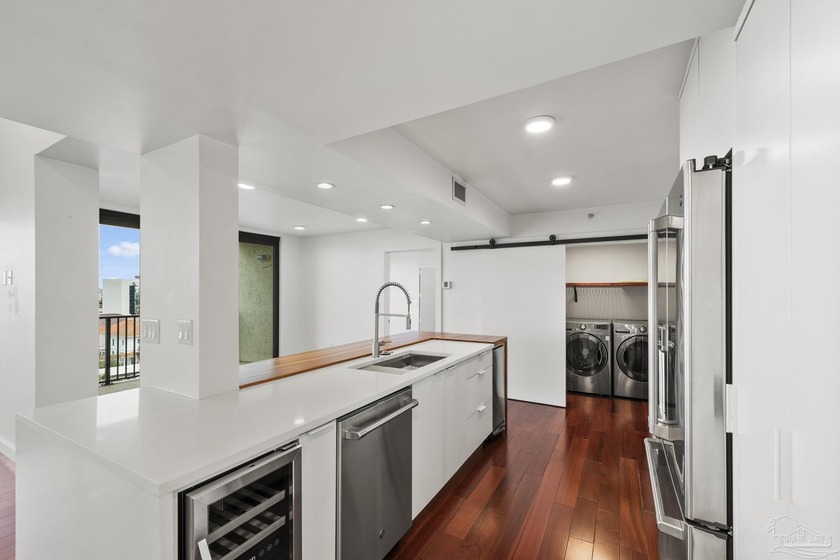 Welcome to 701 Port Royal Way, a stunning 2-bedroom, 2-bathroom - photo 22