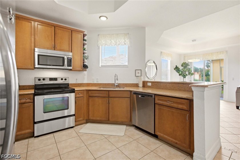 Welcome to effortless Southwest Florida living in the gated - photo 8