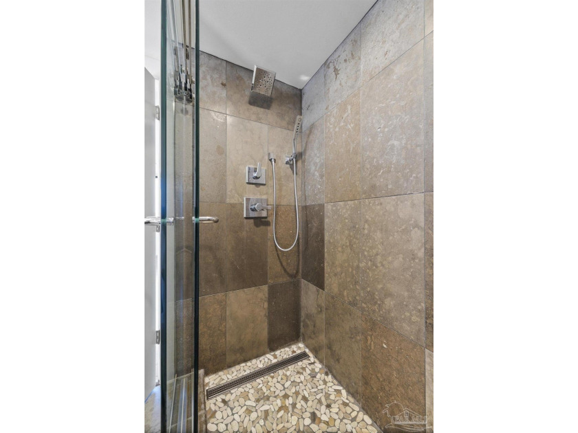 Welcome to 701 Port Royal Way, a stunning 2-bedroom, 2-bathroom - photo 31