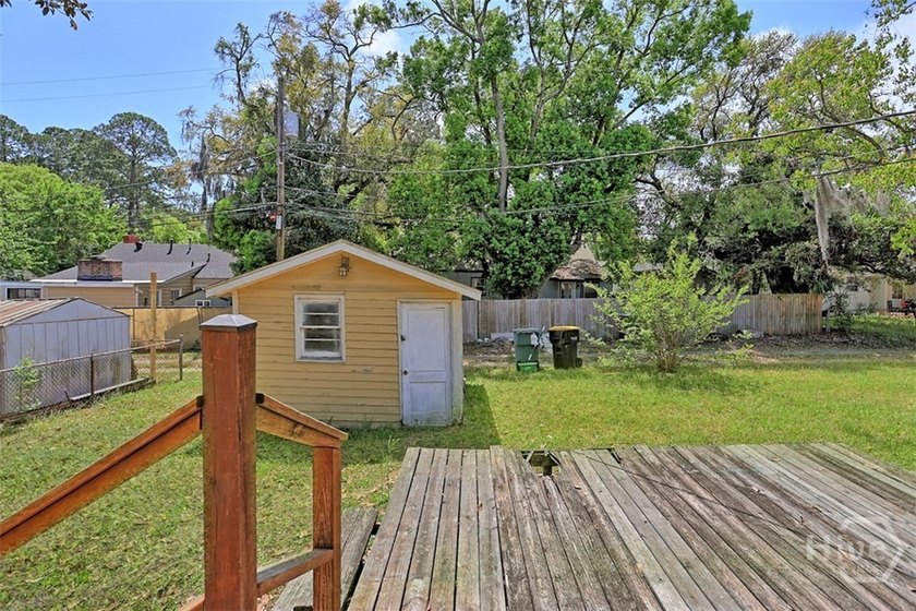 Great Opportunity to Build Equity! This 3-bedroom, 1-bath home - photo 33
