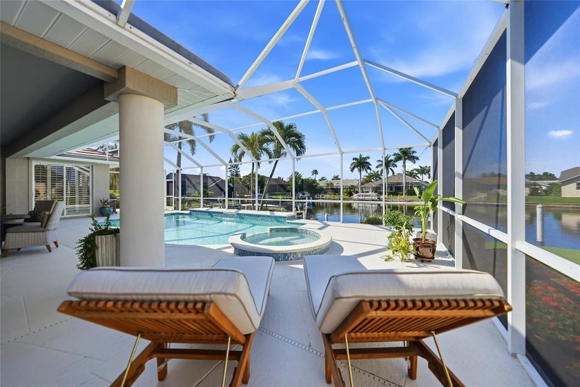 Waterfront Elegance with Desirable SOUTHERN EXPOSURE! Welcome to - photo 3