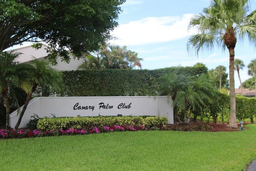 STUNNING CORNER VILLA!! in the highly desirable Canary Palm Club - photo 6