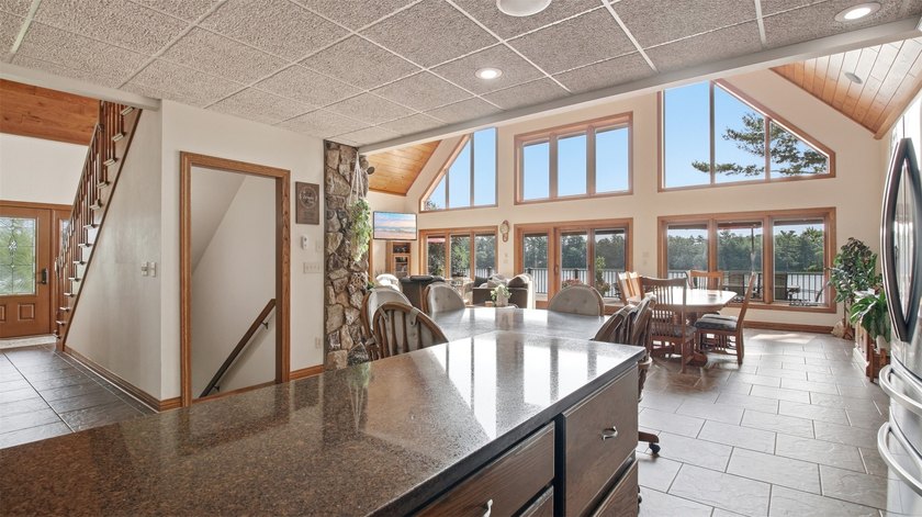 Welcome to one of the Chetek Chain's most distinctive waterfront - photo 22