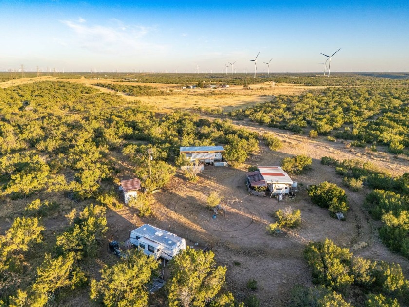 Introducing the Sendero Crossing Ranch, a 657 +/- acre hunting - photo 17