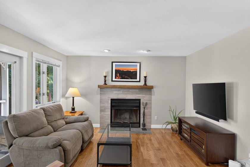 Treasure in the Heart of Monona! This beautifully maintained - photo 10
