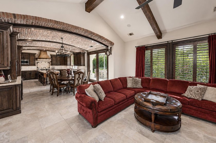 COPPER RIVER Country Club! Fresno, CA! Exceptional Tuscan Estate - photo 22