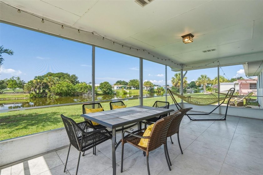 Experience PANORAMIC WIDE CANAL VIEWS and MODERN COASTAL - photo 3