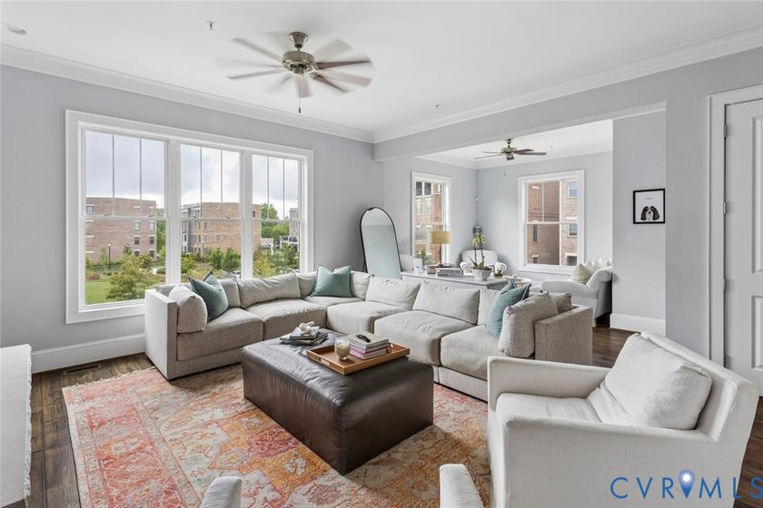 A townhome of this caliber rarely becomes available in the - photo 28