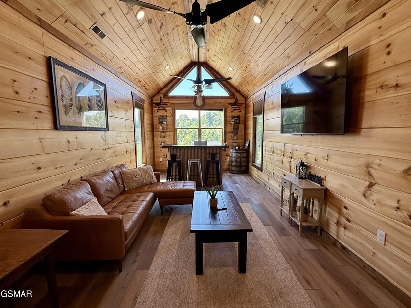 Turn-key 4-bedroom cabin located in the gated Timberlake Bay - photo 24