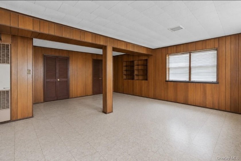 Welcome home to the East End of New Rochelle's highly desirable - photo 29