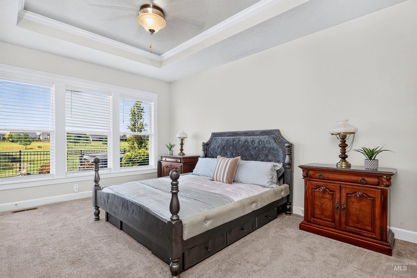 Custom home in the prestigious Red Hawk Ridge community. This - photo 13