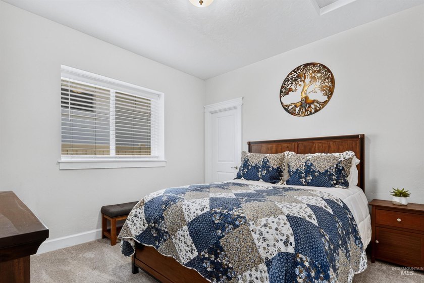 Custom home in the prestigious Red Hawk Ridge community. This - photo 21