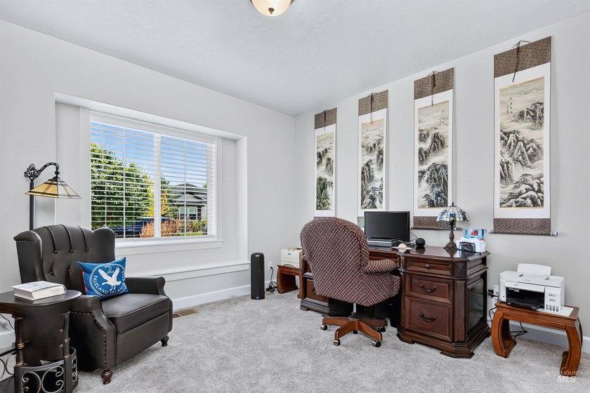 Custom home in the prestigious Red Hawk Ridge community. This - photo 23