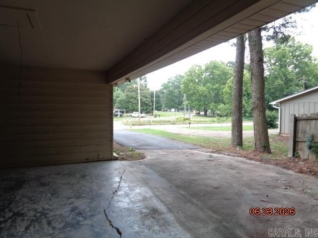 One story Brick home on a nice corner lot. Home has had quiet a - photo 4