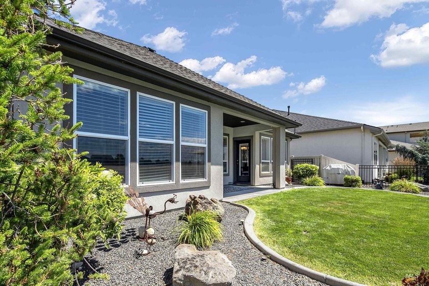 Custom home in the prestigious Red Hawk Ridge community. This - photo 32