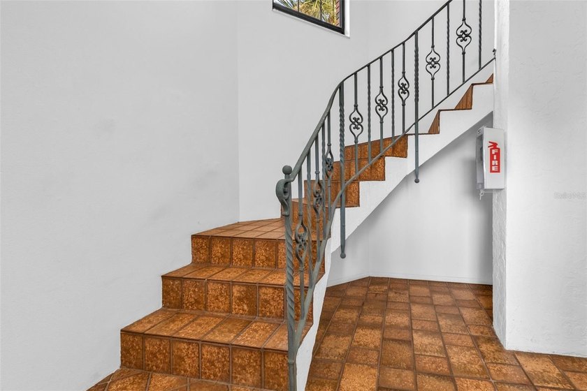 Coastal Living Just Minutes from Siesta Key Beach! Welcome to - photo 7
