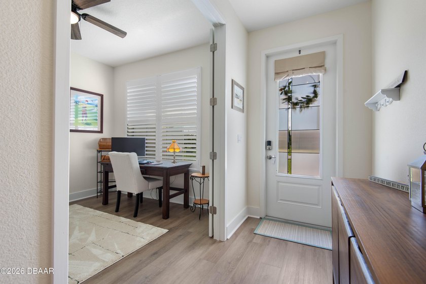 Welcome to 3063 Silvermines Drive, a beautifully upgraded - photo 3