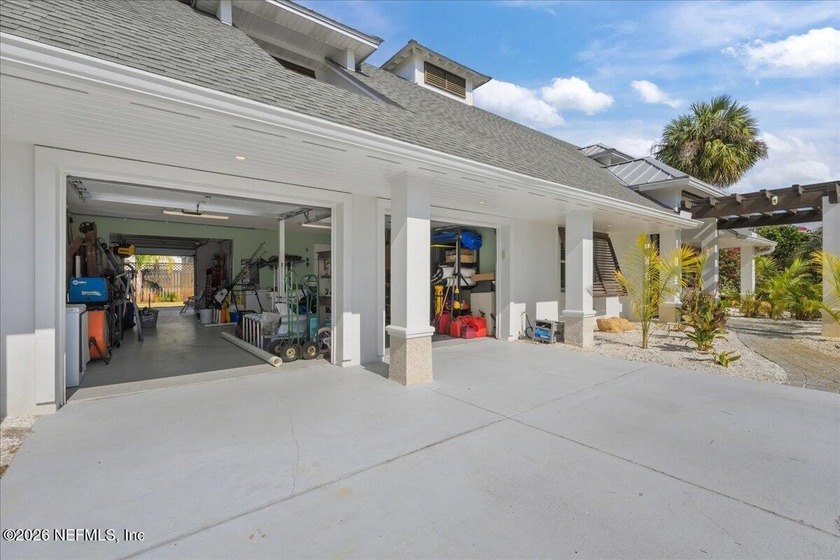 Island living east of A1A in a highly desirable non-HOA - photo 8
