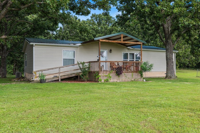 Located in the highly sought after Skyline School District, this - photo 3