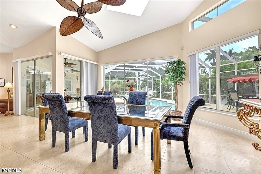 Welcome to a residence where timeless elegance meets effortless - photo 10