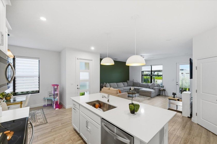 This beautiful Model Home at Cadence at Tradition offers 1,917 - photo 10