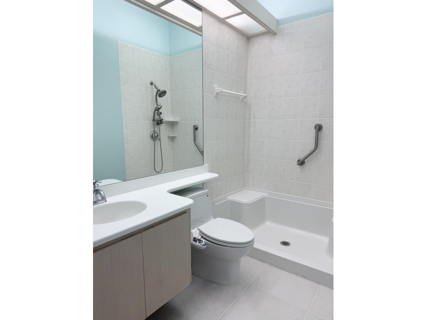 Welcome to this well-appointed, Divosta built, 3-bedroom - photo 19