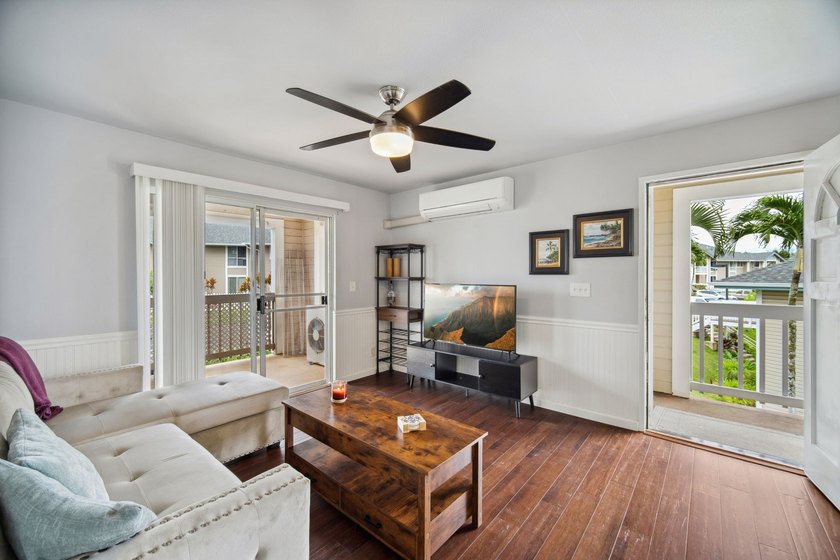 An immaculate top floor condo, fully remodeled with many - photo 3