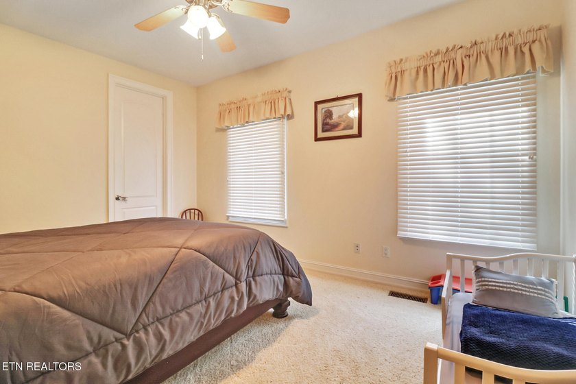 Experience luxury golf course living in this entertainer's dream - photo 31