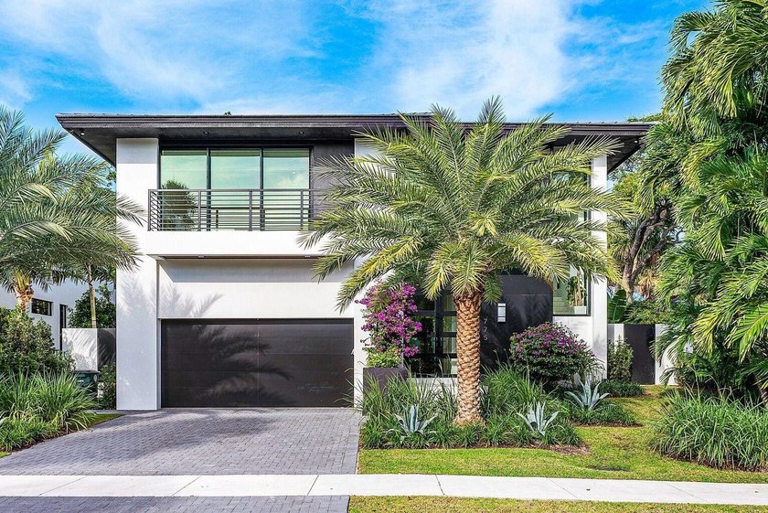 Located in the coveted area of Port La Mar in East Boca Raton - photo 6