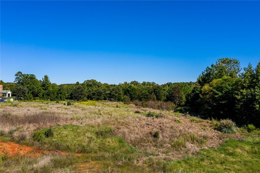 Desirable high traffic property located right at I-85 and US - photo 11