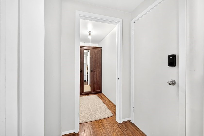 This incredible home located in the highly desirable Pheasant - photo 13