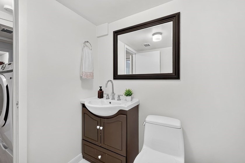 This incredible home located in the highly desirable Pheasant - photo 19