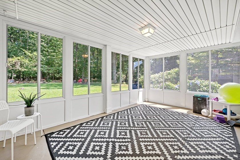 This incredible home located in the highly desirable Pheasant - photo 32