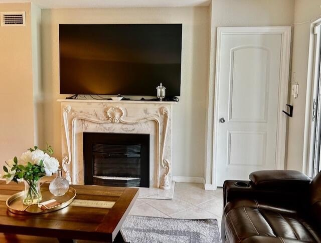 Beautifully updated 2-bedroom, 2-bath residence located in the - photo 2