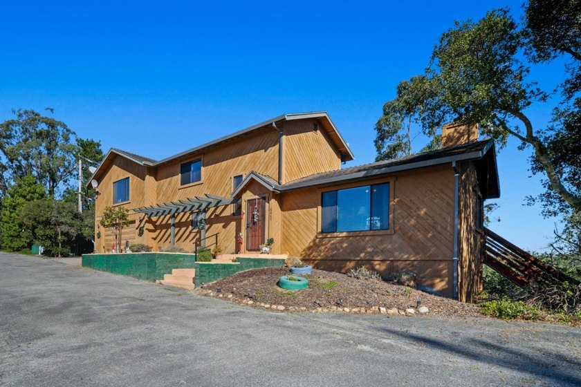 Welcome to peaceful country living on a spacious 1.14-acre lot - photo 3