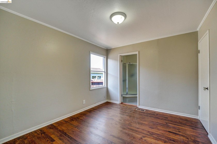 Charming property in Richmond's North &amp; East neighborhood set on - photo 21